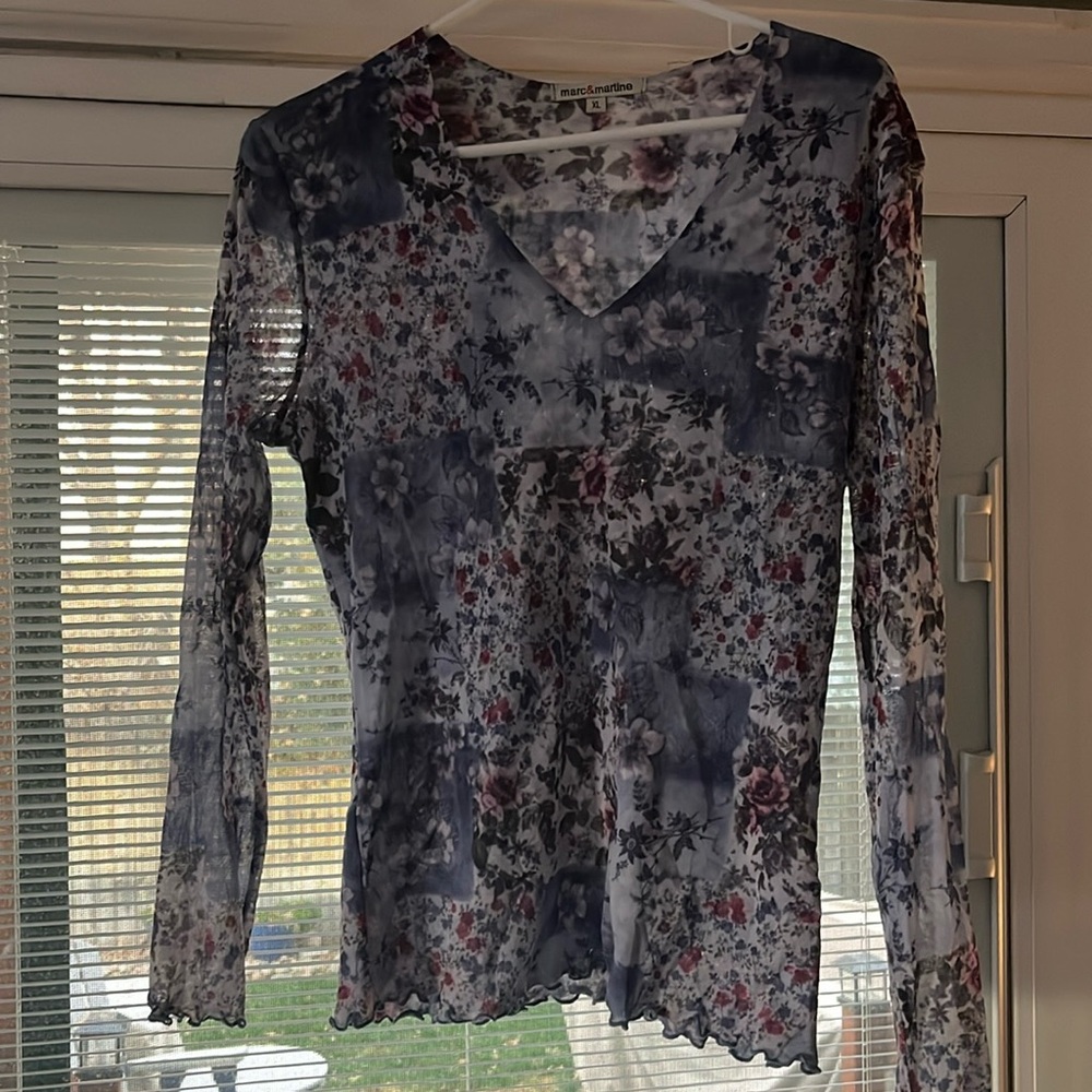 Marc&Martine blouse, cute detailing and sheer type sleeves